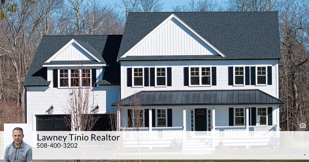 49 North Ave, Mendon, MA 01756