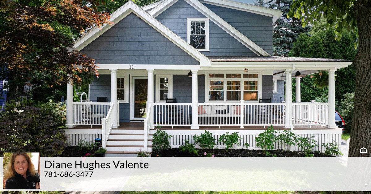 11 Fairlawn St, Needham, MA 02492